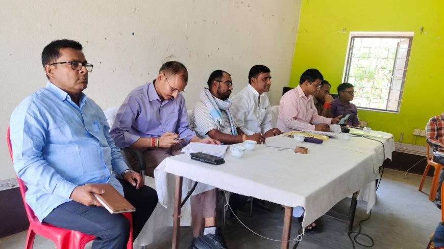 प्रखंड बीस सूत्री की बैठक संपन्न, राजस्व , कृषि व ड्रग्स का मामला छाया रहा.